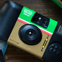 Load image into Gallery viewer, Fujifilm UtsuRundesu Simple Ace (QuickSnap Flash 400 )