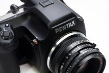 Load image into Gallery viewer, Rayqual Lens Mount Adapter for Hasselblad Lens( V system) to PENTAX 645 body Made in Japan  HS-P645
