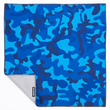 Load image into Gallery viewer, EASY WRAPPER Special Cloth without tapes, buttons, zippers Blue &amp; Camouflage
